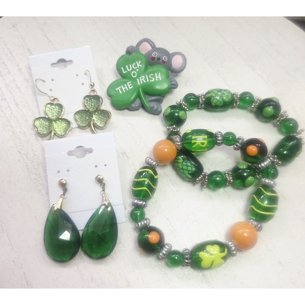Shamrock Earrings 2 Glass Beaded Stretch Bracelets Dangle Acrylic Green Earrings